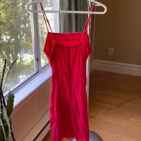 Red linen dress, with tie in front - Picture 2 of 2